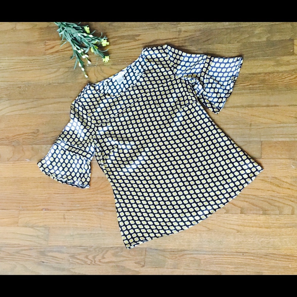 100% Silk Flounce Sleeved Blouse